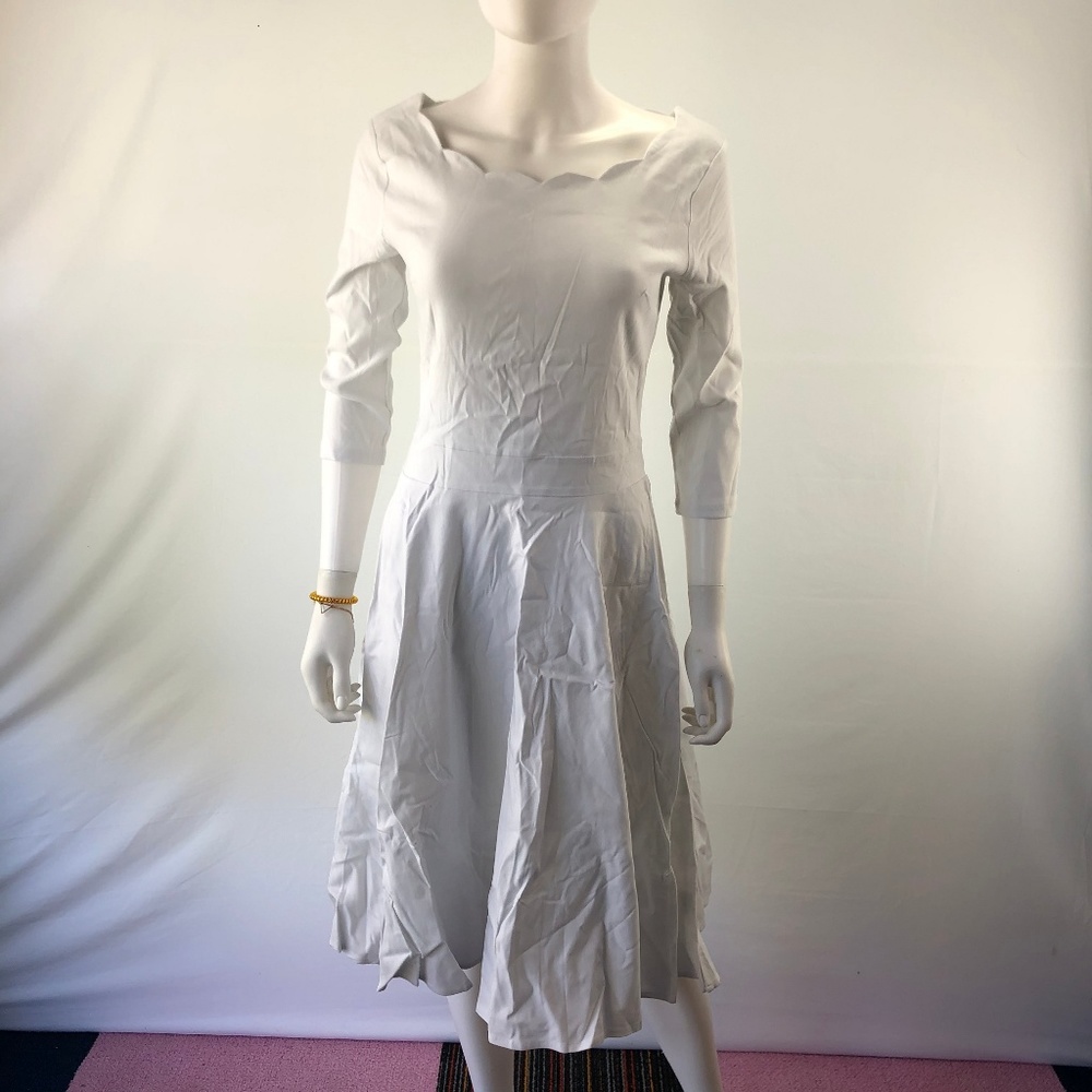 OE O-neck Half Sleeve White Loose Hem Midi Dress
